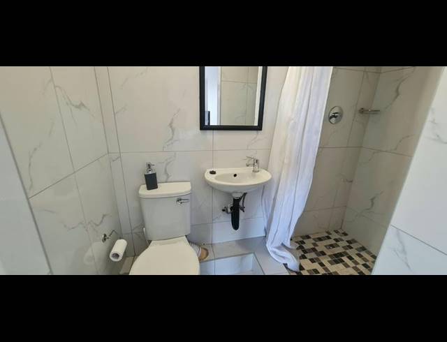 1 BEDROOM PROPERTY TO RENT IN GREENWOOD PARK